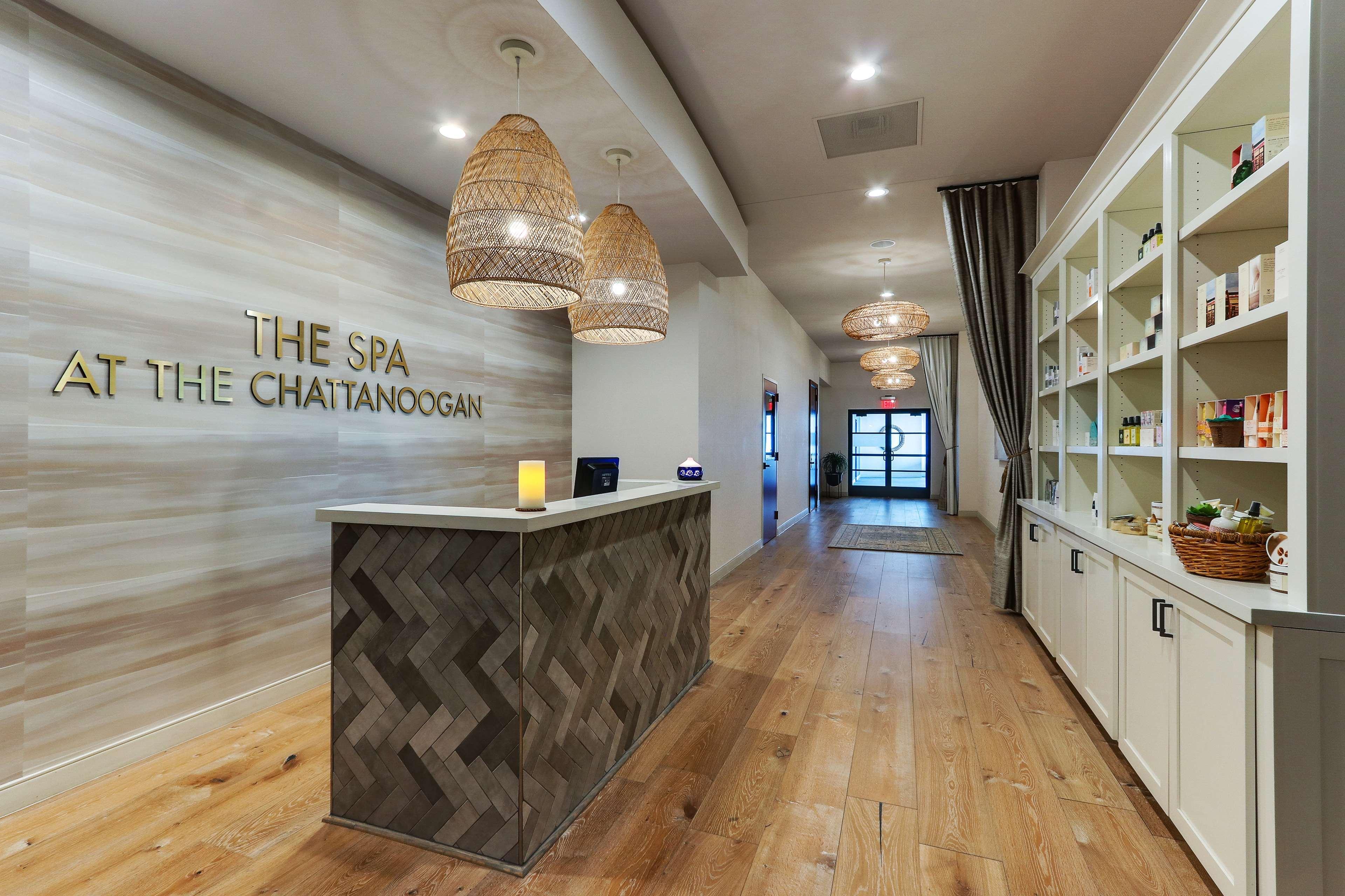 The Chattanoogan Hotel, Curio Collection By Hilton Esterno foto